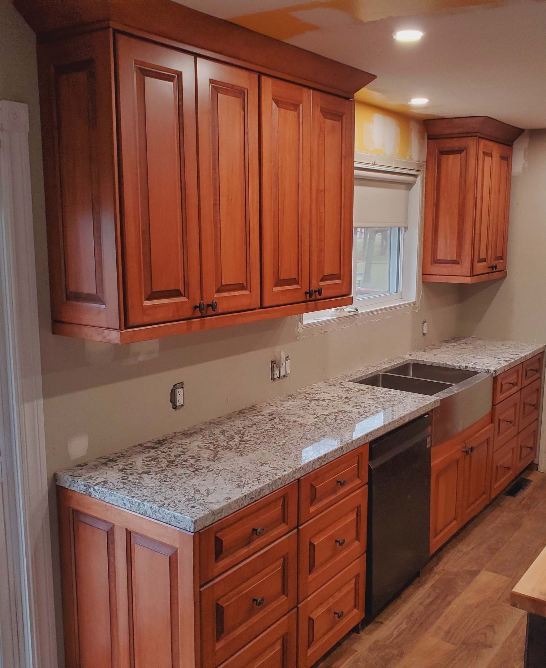 Cherry custom kitchen cabinets