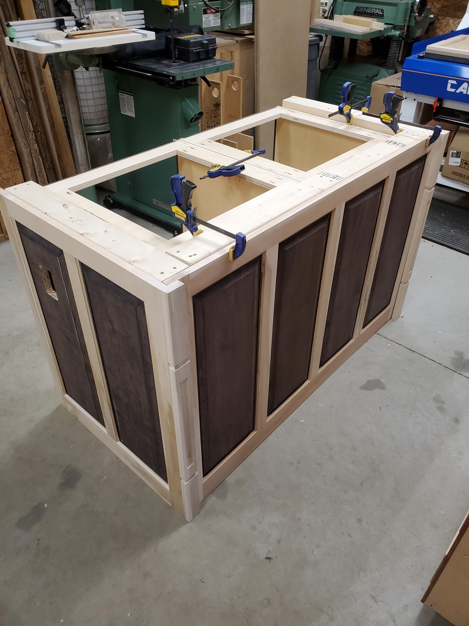cabinet island construction