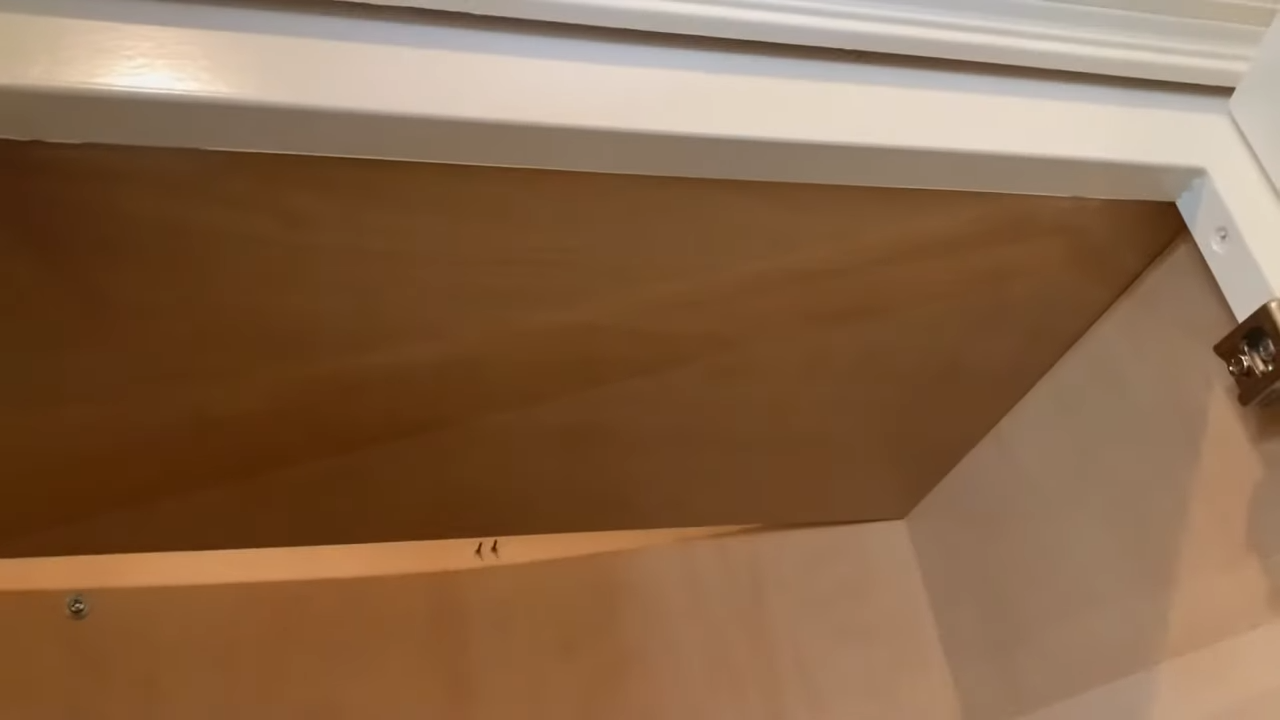 upper cabinets falling apart pros and cons, cedar lane custom kitchens